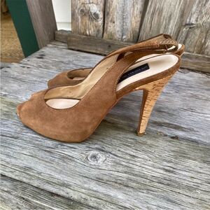 STEVE MADDEN light brown Slingback with cork heels size 7
